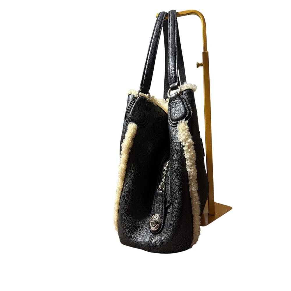 Coach Edie Black Pebbled Leather and Shearling Style 36516NEW without tags - Picture 4 of 9